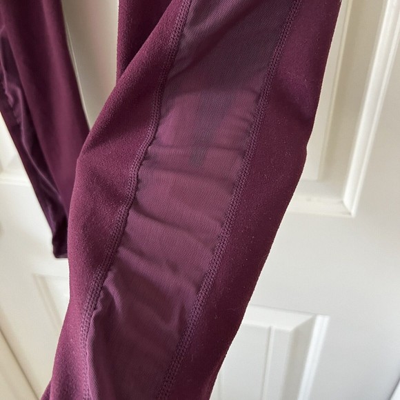 Fabletics Purple Wide Waistband Mid Rise Yoga Leggings Size Small 22” Inseam - Picture 7 of 11